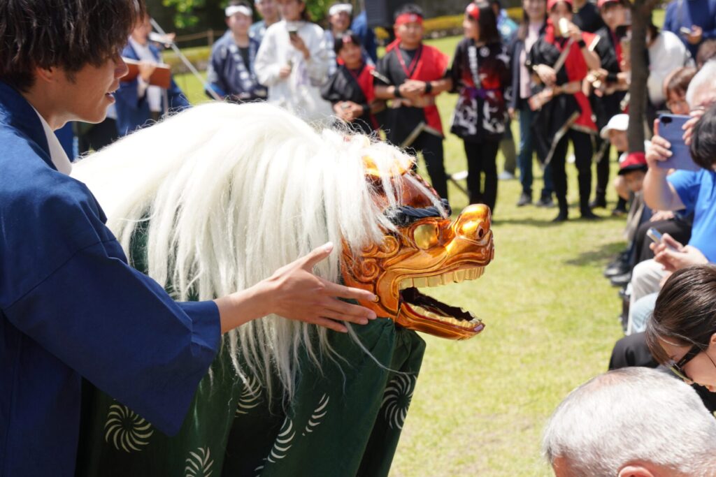 獅子舞